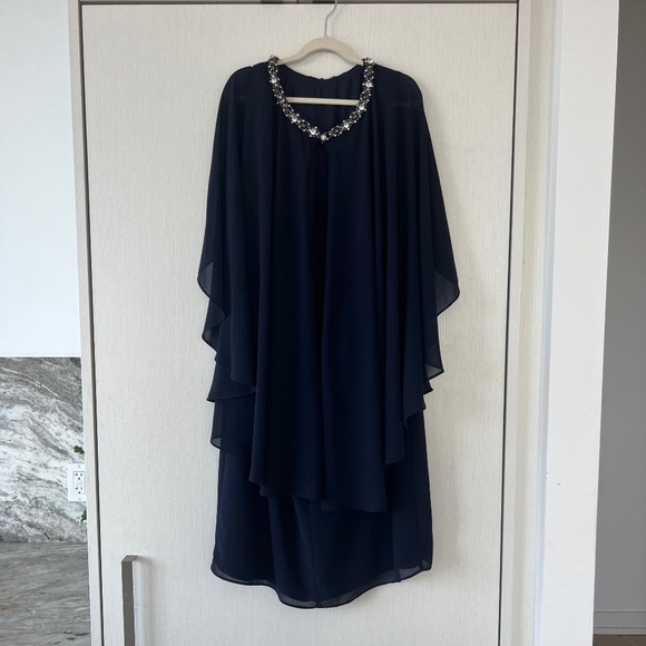 VINCE CAMUTO!! NWT Size 6 - Picture 1 of 5